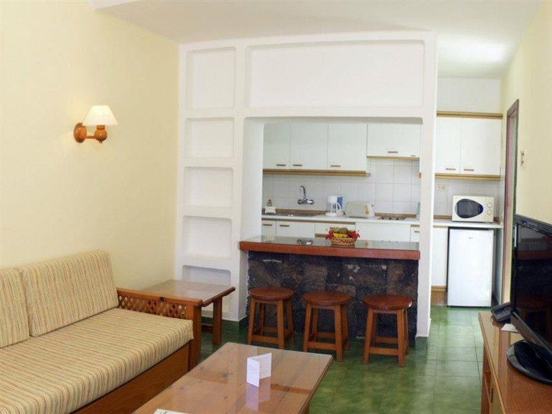 Apartamentos Livvo Las Gaviotas Πουέρτο Ντελ Κάρμεν Εξωτερικό φωτογραφία